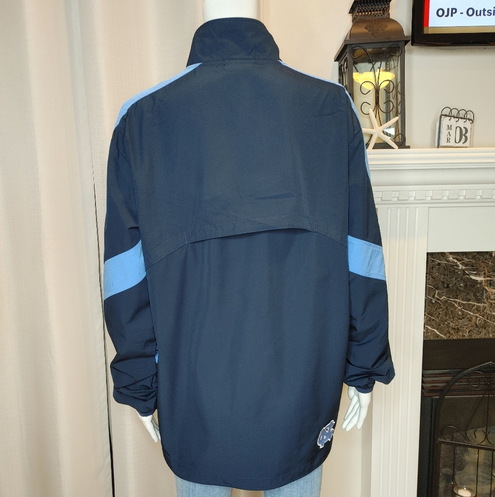 NIKE SUSTAINABLE FULL ZIP FRONT UNC CAROLINA TARHEELS JACKET, BLUE S - Picture 8 of 13